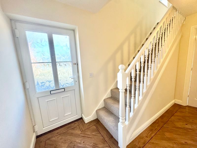 Property photo 3 of 18 Hall