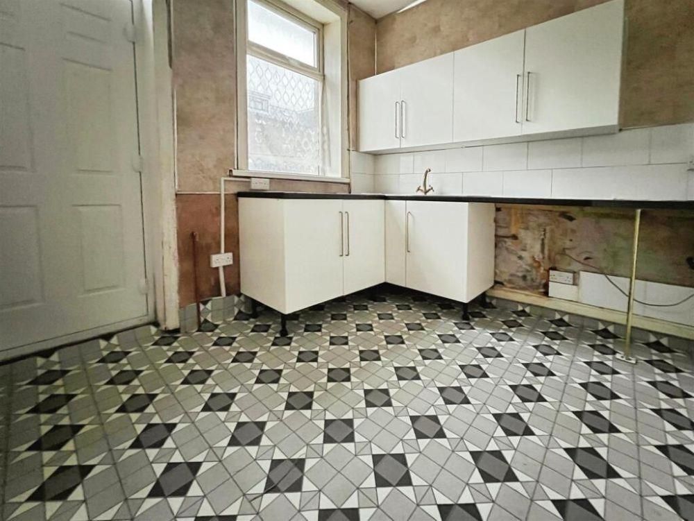 Property photo 3 of 9 3_.Jpg
