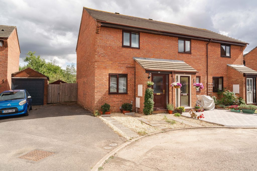 Property photo 2 of 17 22