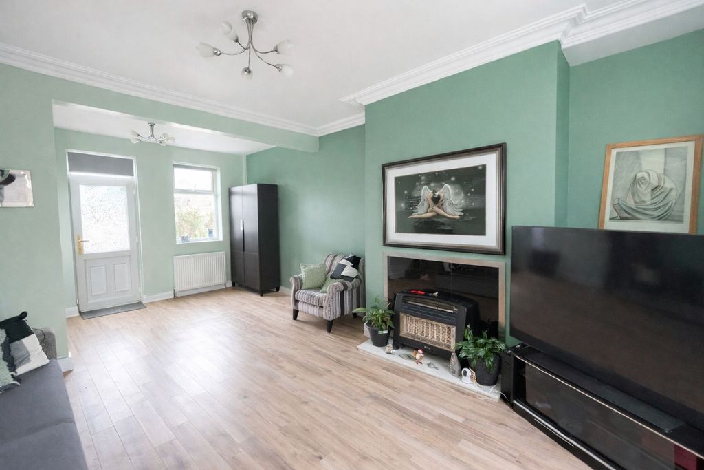 Property photo 3 of 12 Living Room