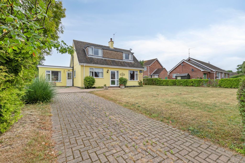 Property photo 2 of 22