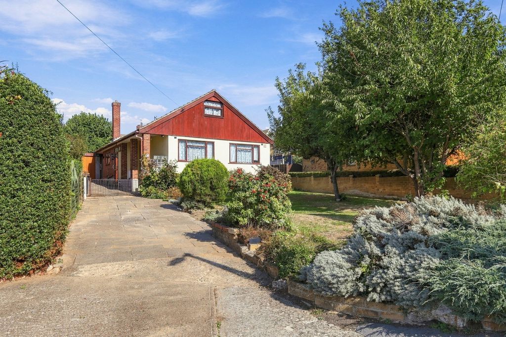 Property photo 1 of 25