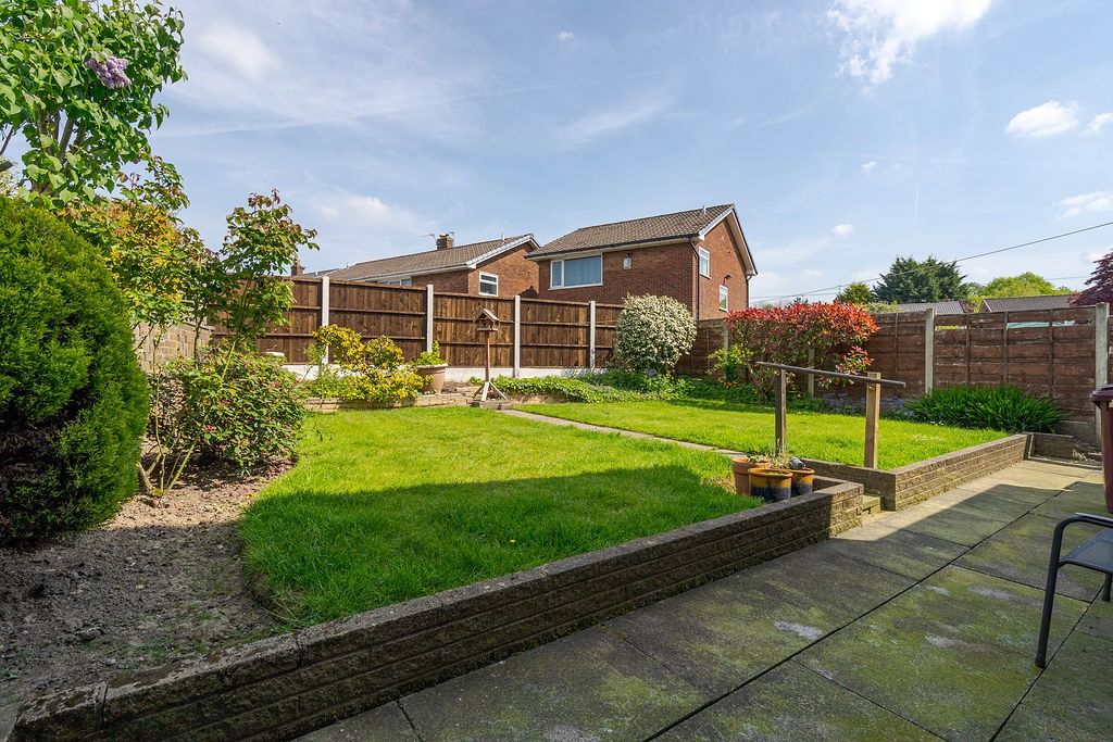 Property photo 2 of 25 4128036