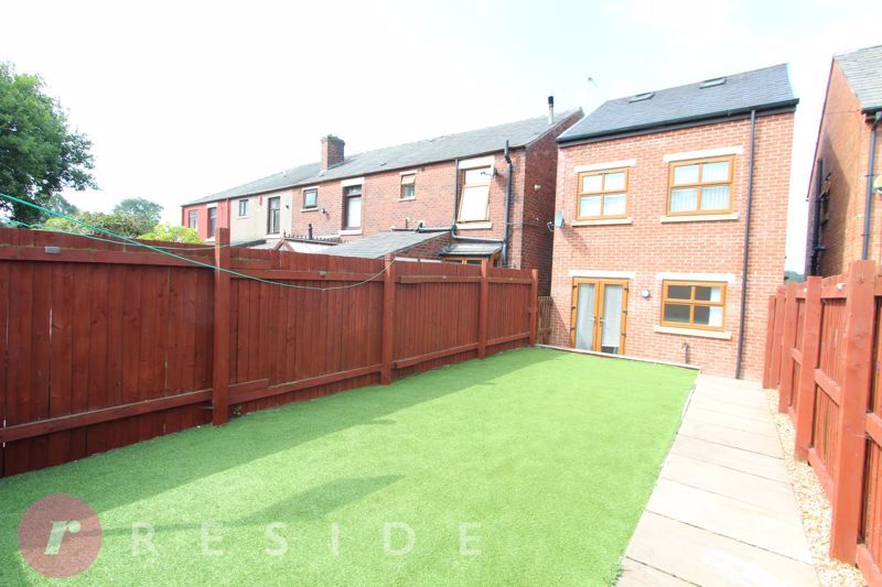 Property photo 1 of 18 Rear Garden
