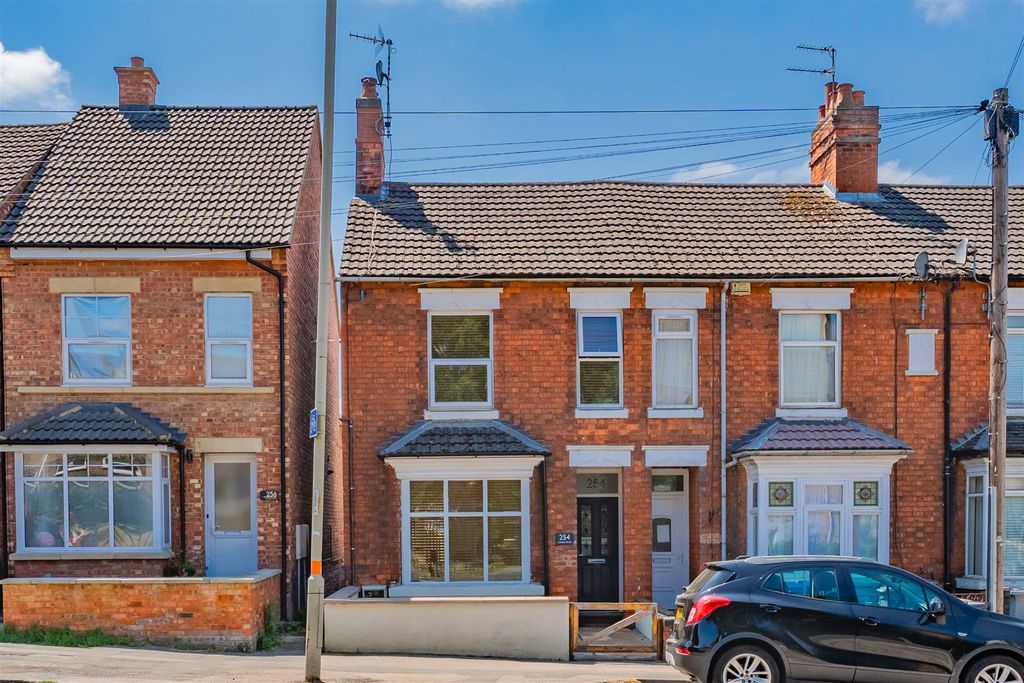 Property photo 1 of 25 Londonroad_01.Jpg