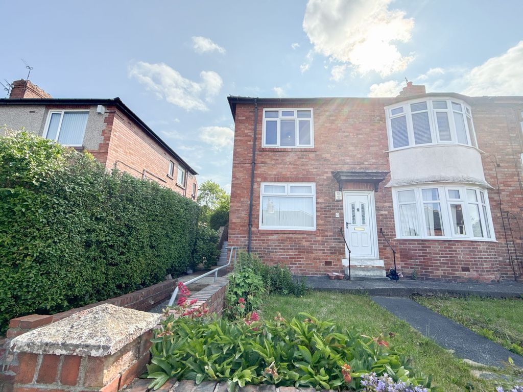 Property photo 1 of 10 External