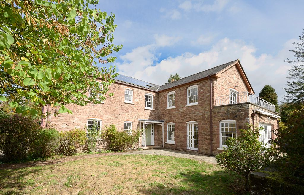 Property photo 1 of 25 Lower Weston House-51