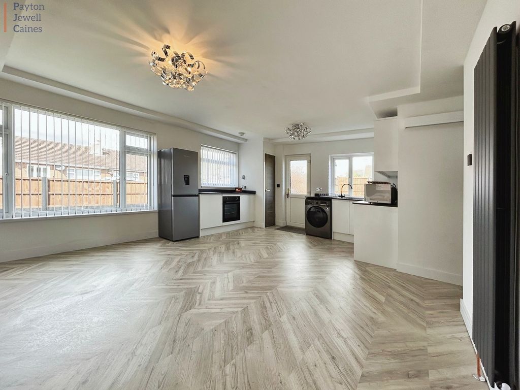Property photo 2 of 21 Not Specified