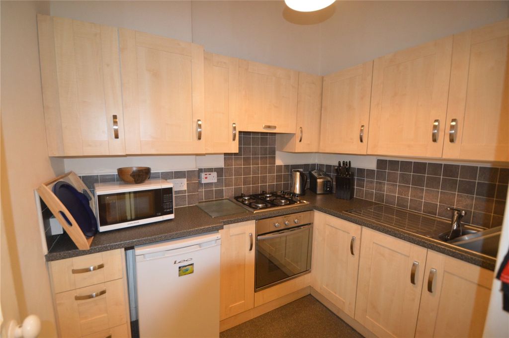 Property photo 2 of 7 Photo 2