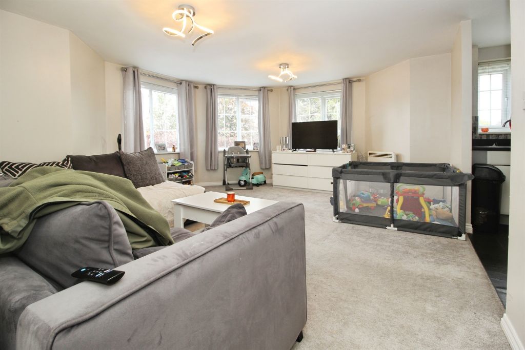 Property photo 3 of 15