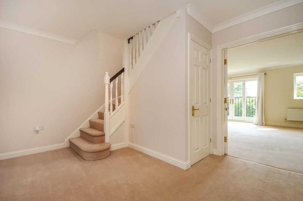 Property photo 3 of 10 Stairs