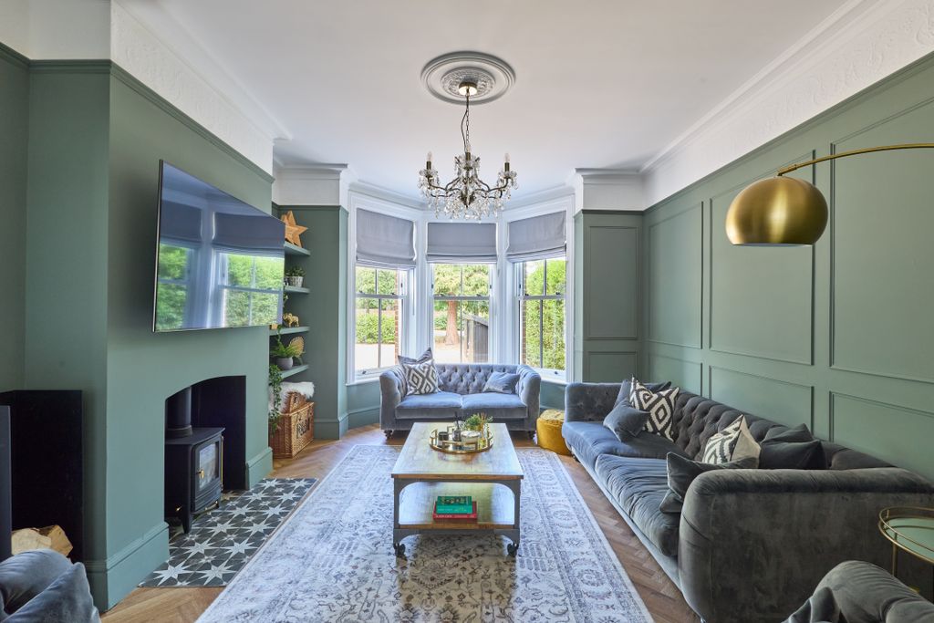 Property photo 3 of 39 56 Bury Road 2705260030