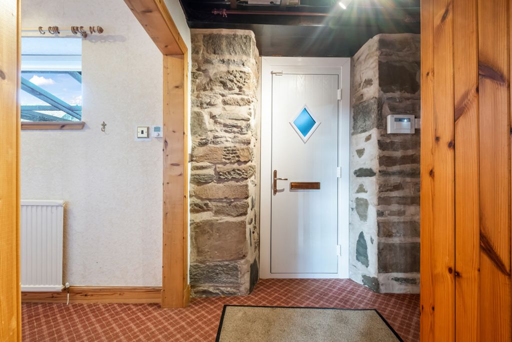 Property photo 3 of 45