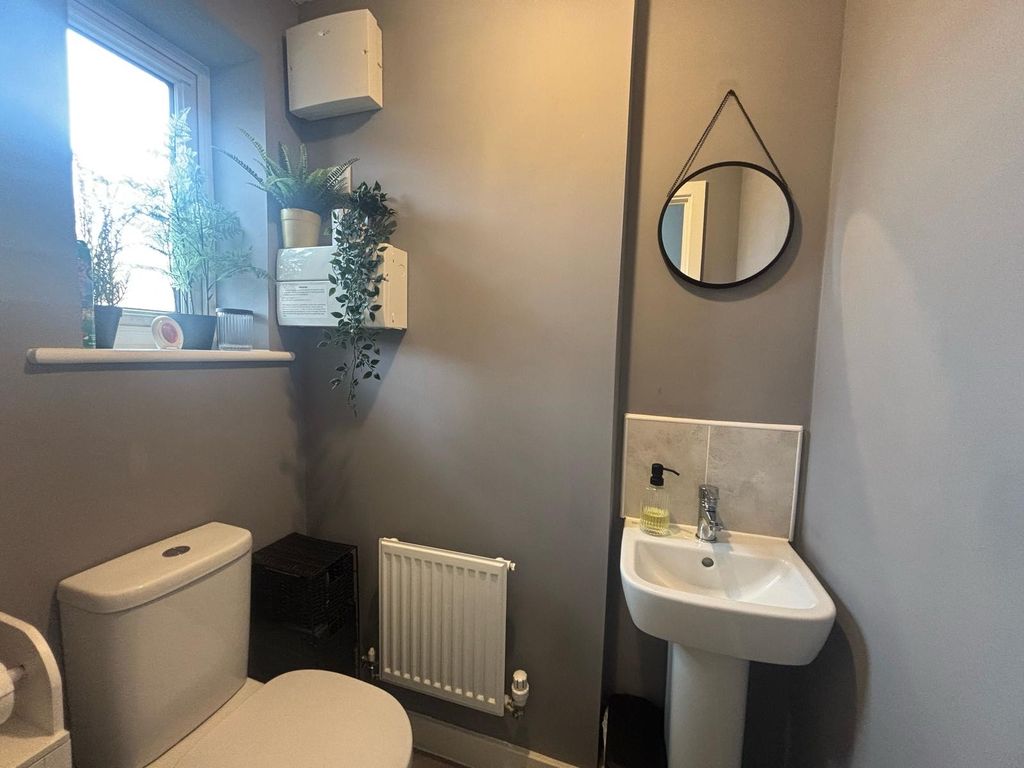 Property photo 3 of 10 View