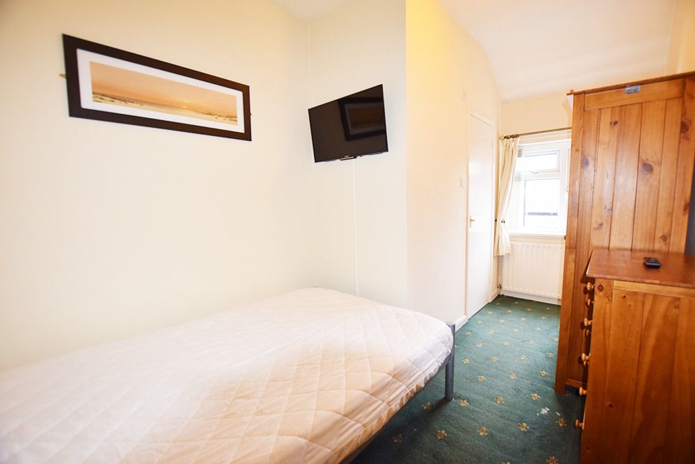 Property photo 2 of 7 1375262