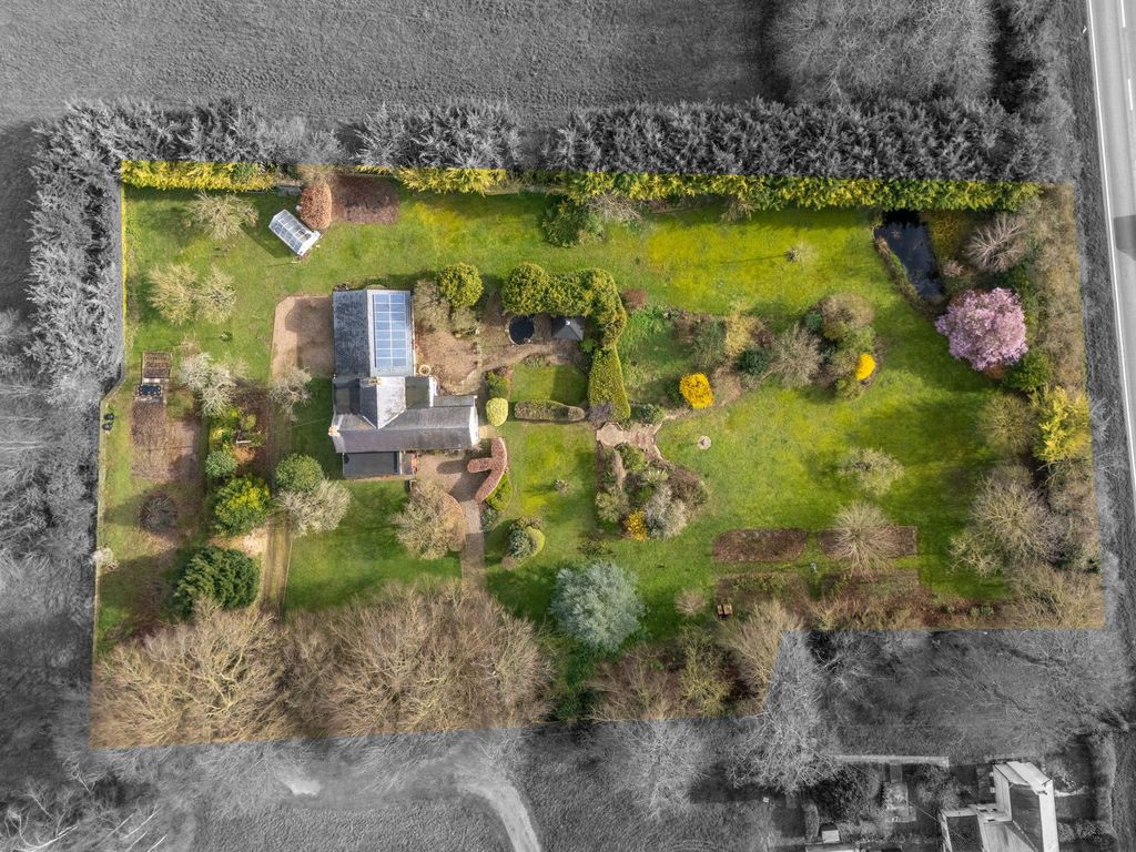 Property photo 3 of 23