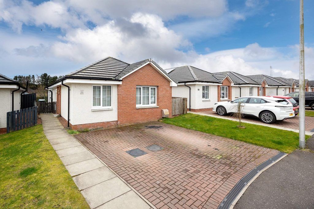 Property photo 1 of 23