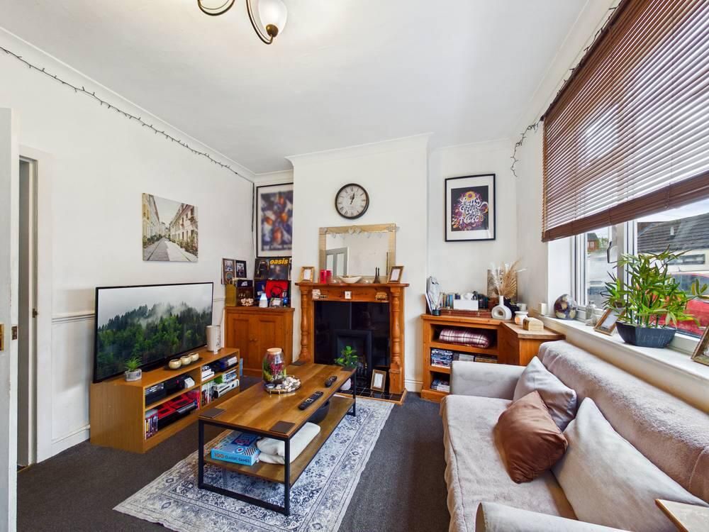 Property photo 3 of 10 Living Room