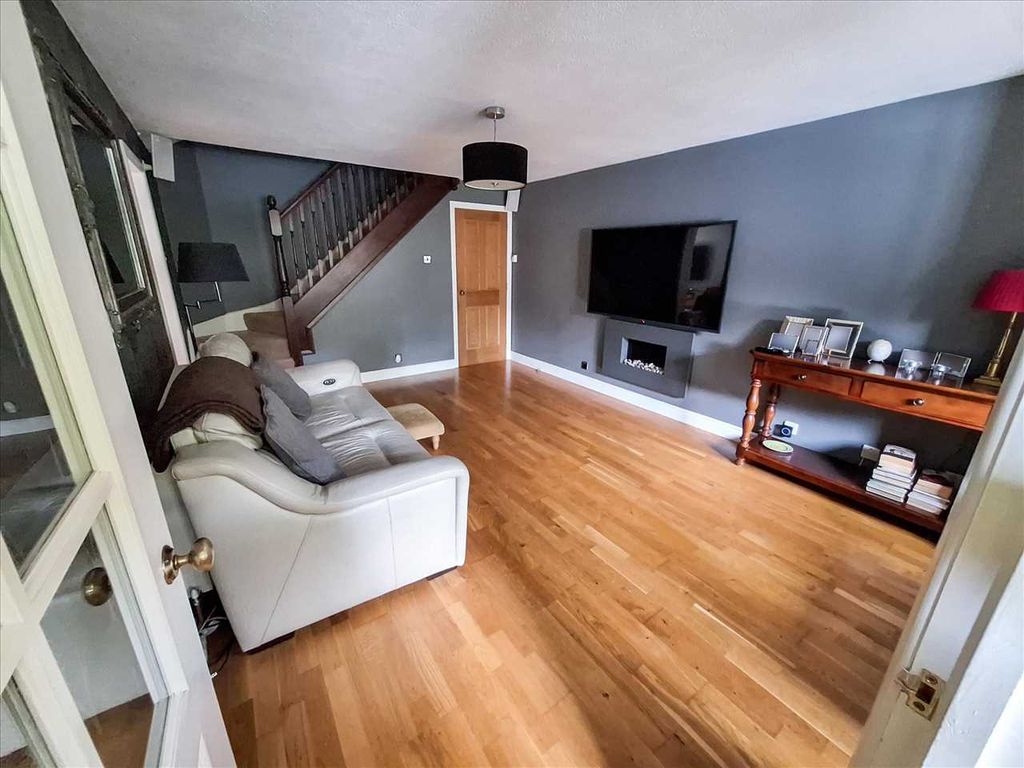 Property photo 2 of 14 Living Room