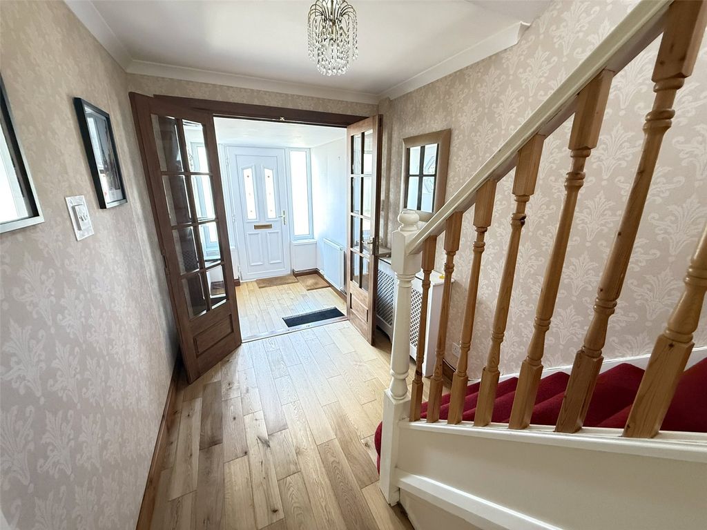 Property photo 2 of 21 Picture No. 04