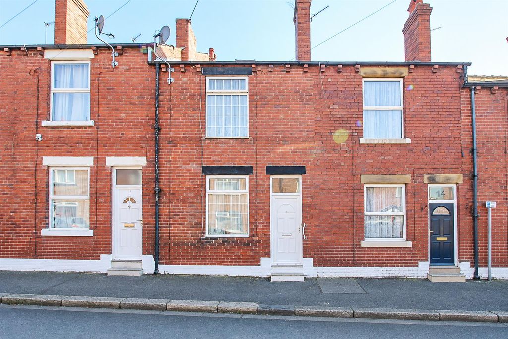 Property photo 1 of 11