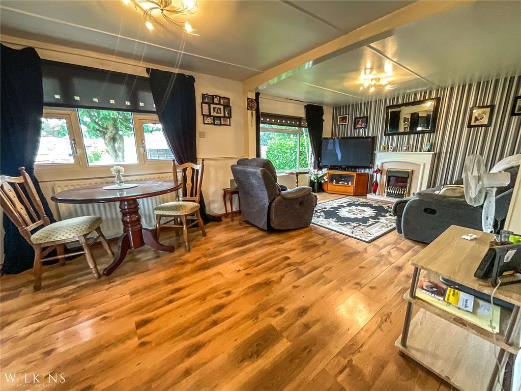 Property photo 3 of 12 Picture No. 03