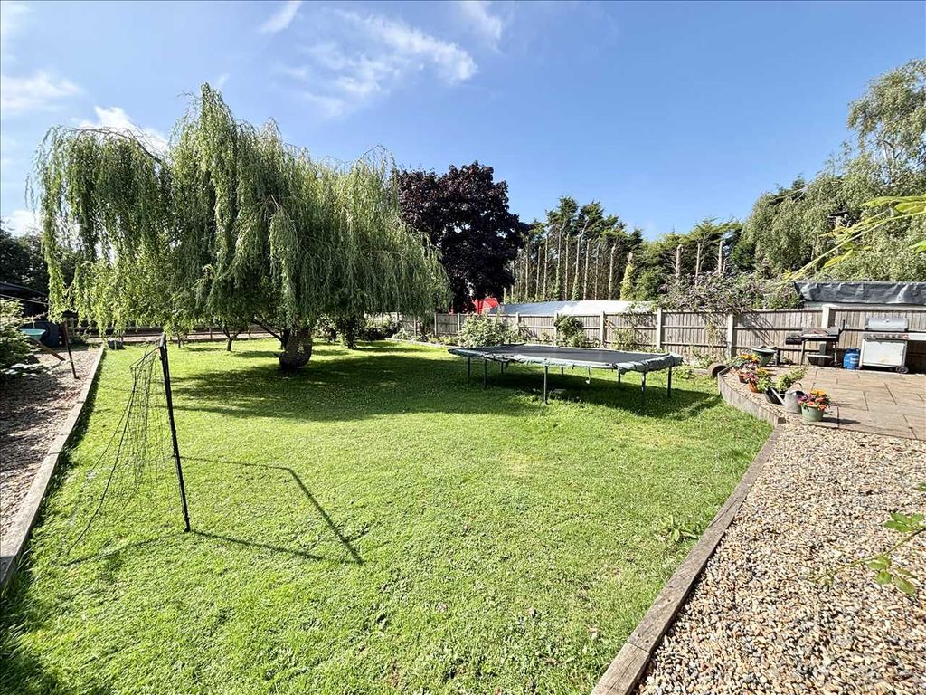 Property photo 3 of 26
