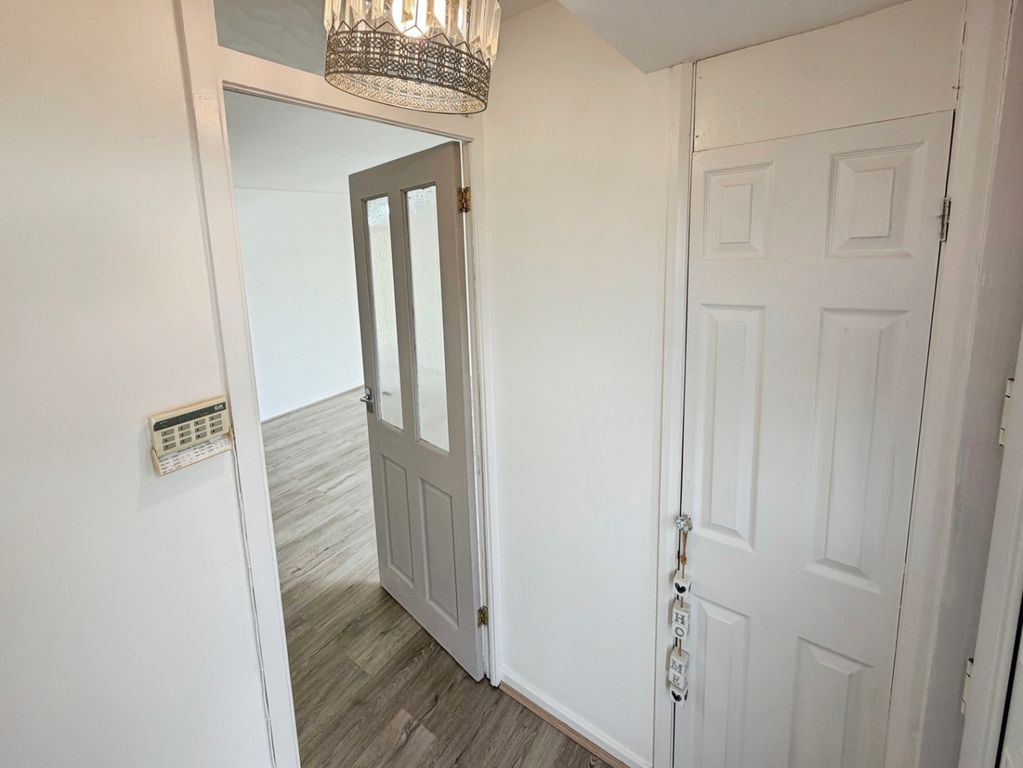 Property photo 3 of 27 Pbox-Img.Jpg