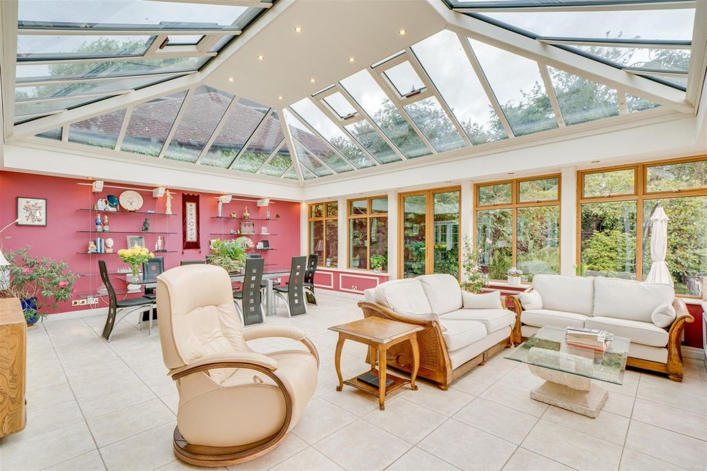 Property photo 3 of 26 Picture No. 34