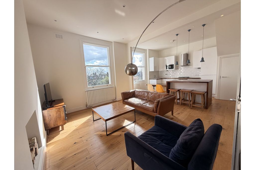 Property photo 2 of 16 Living Room