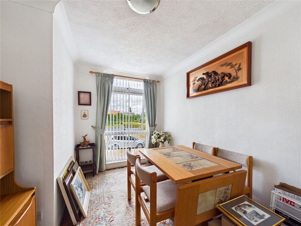 Property photo 3 of 10 Picture No. 04