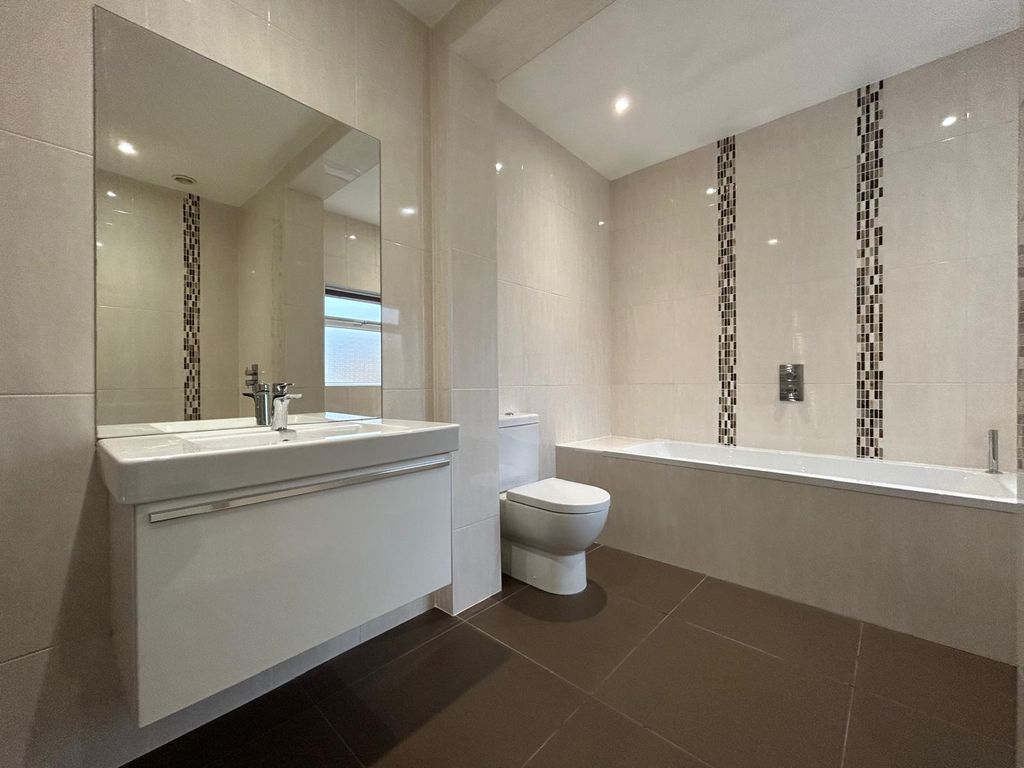 Property photo 3 of 14 Gallery