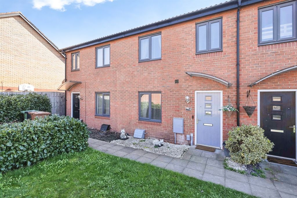 Property photo 1 of 15