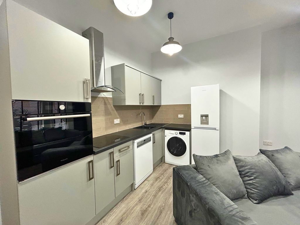 Property photo 3 of 10 Flat 1 Portland Terrace Jesmond Kitchen 3