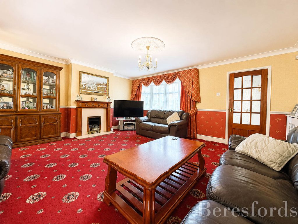 Property photo 2 of 25 Picture No. 14