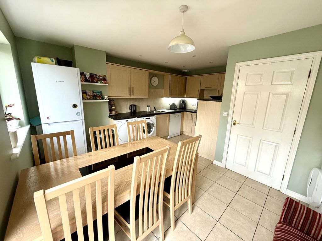 Property photo 3 of 13 Img_7955