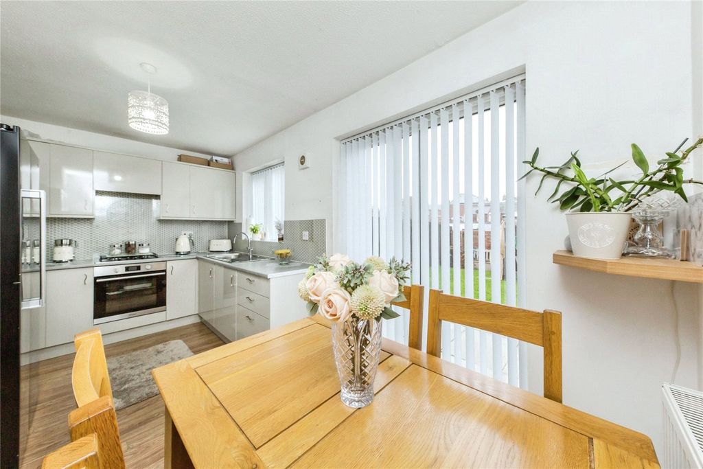 Property photo 3 of 16 Picture No. 03