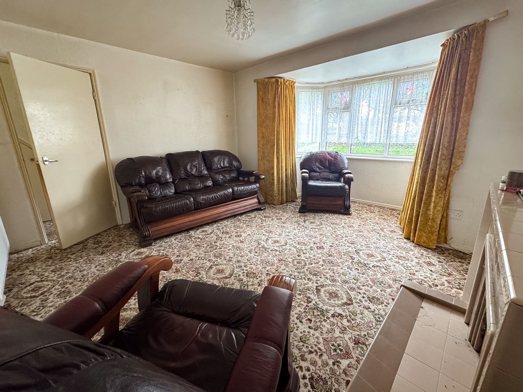 Property photo 2 of 14 Catcot Hartlepool-8
