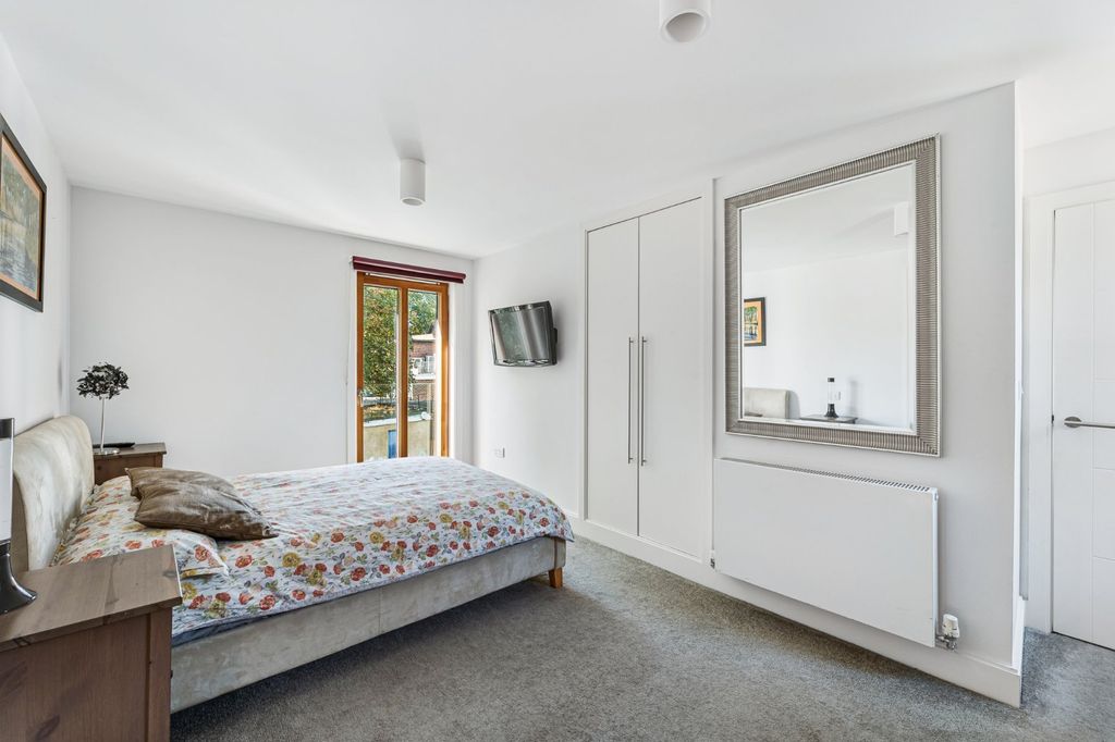 Property photo 3 of 15 Bedroom 1