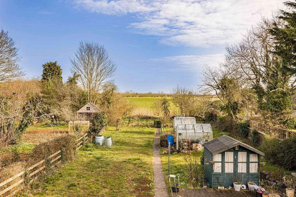 Property photo 2 of 21 Picture No. 04