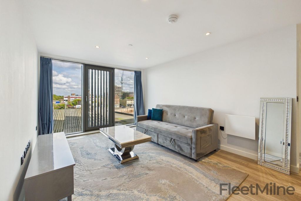 Property photo 1 of 12 Living Room