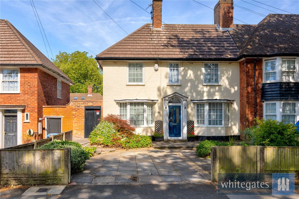Property photo 1 of 44 Picture No. 01
