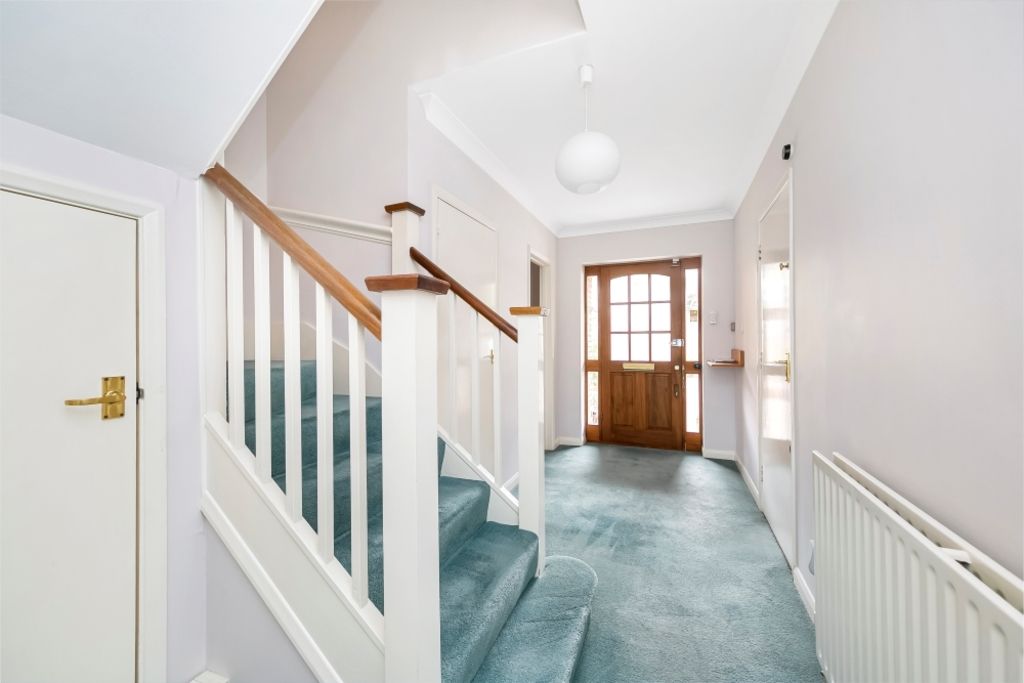 Property photo 3 of 11