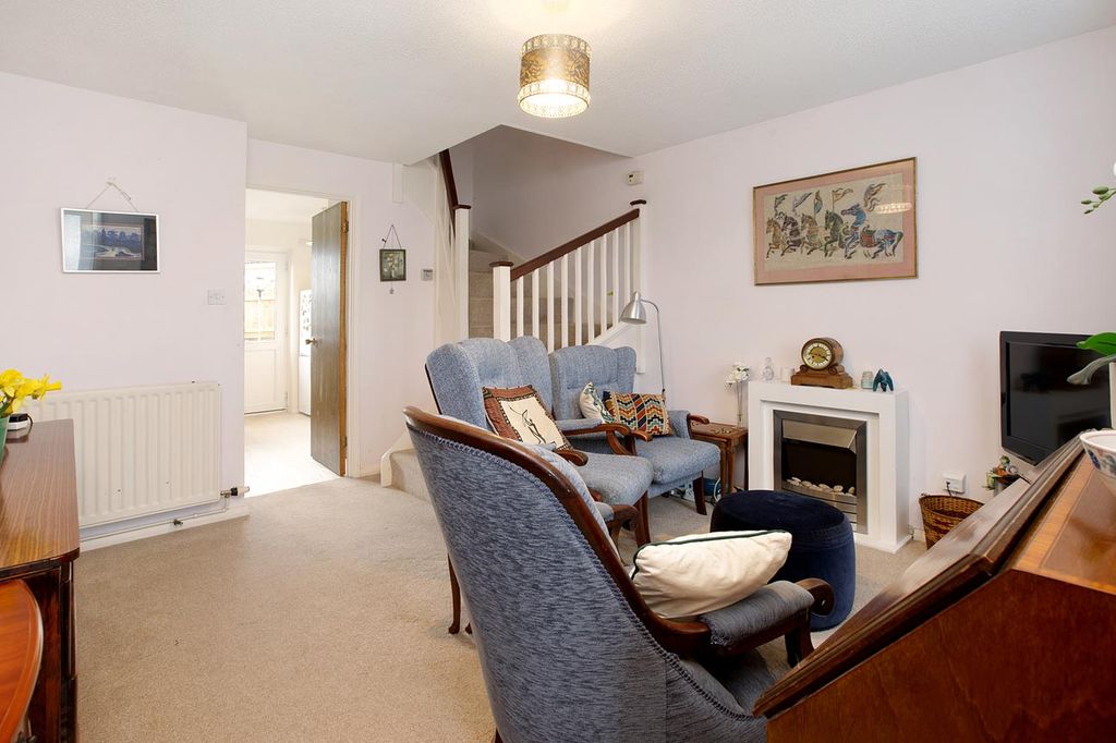 Property photo 2 of 11 Photo 4