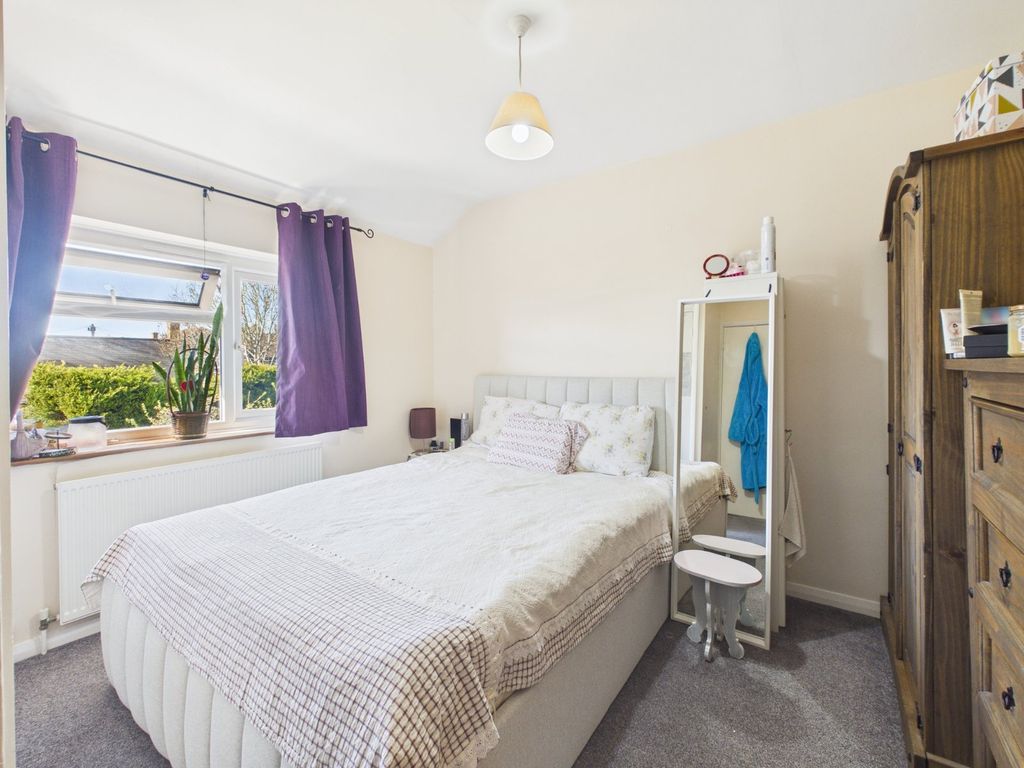 Additional image 6 of 2 bed terraced house for saleWentworth Avenue, Slough, Berkshire SL2
