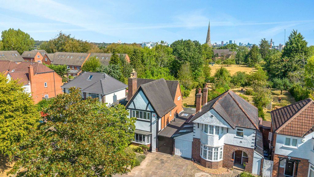 Property photo 3 of 33 Picture No. 02