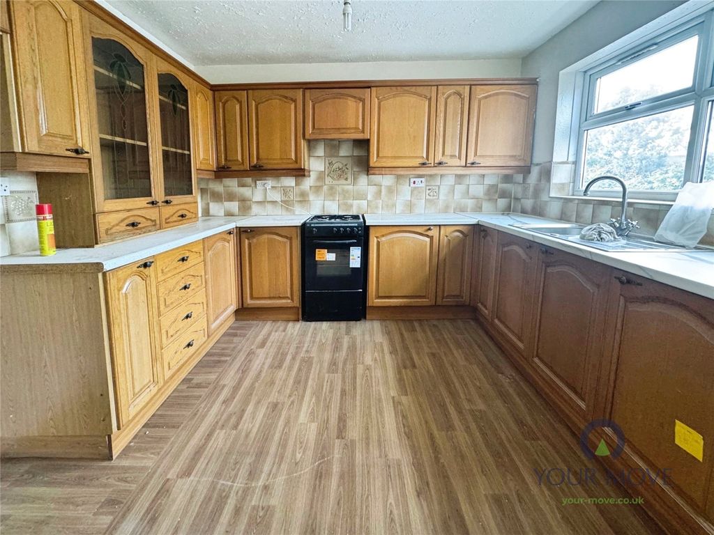 Property photo 3 of 11 Picture No. 10