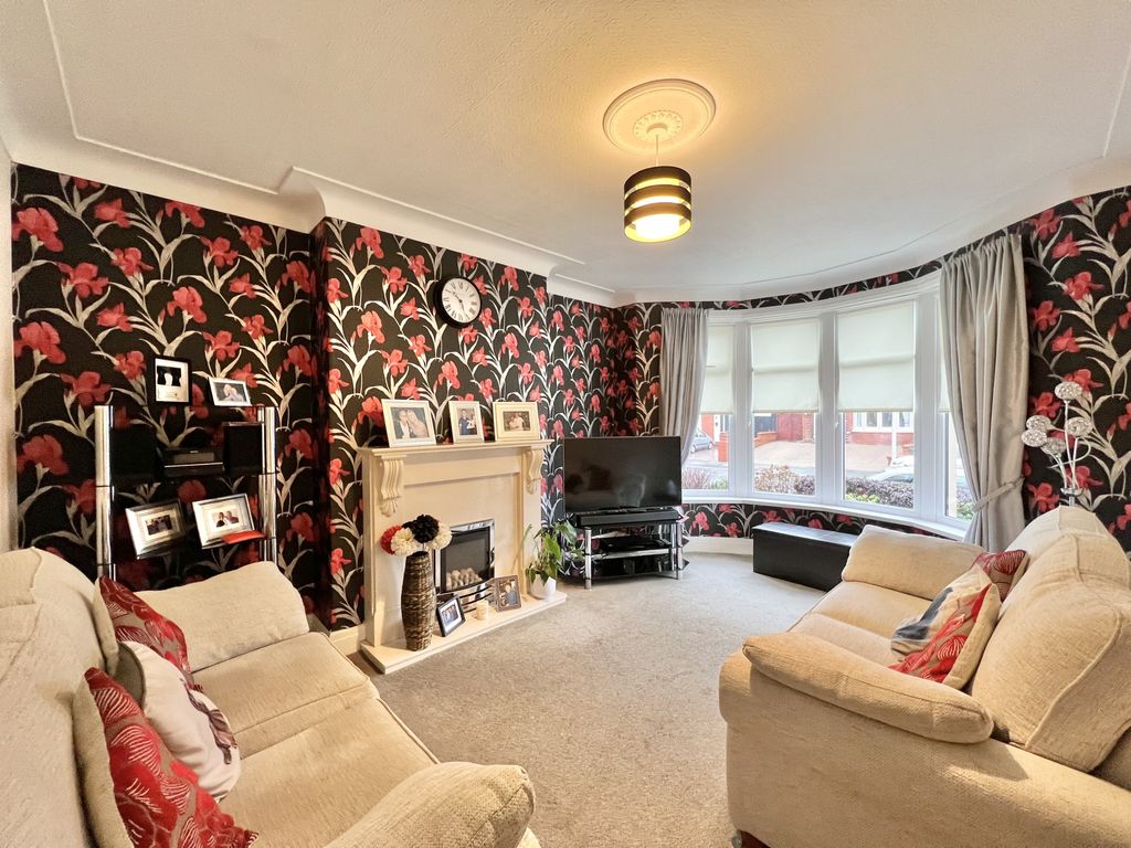 Property photo 2 of 24