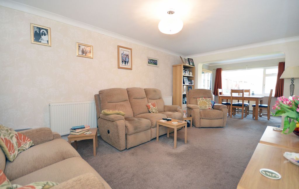 Property photo 2 of 15