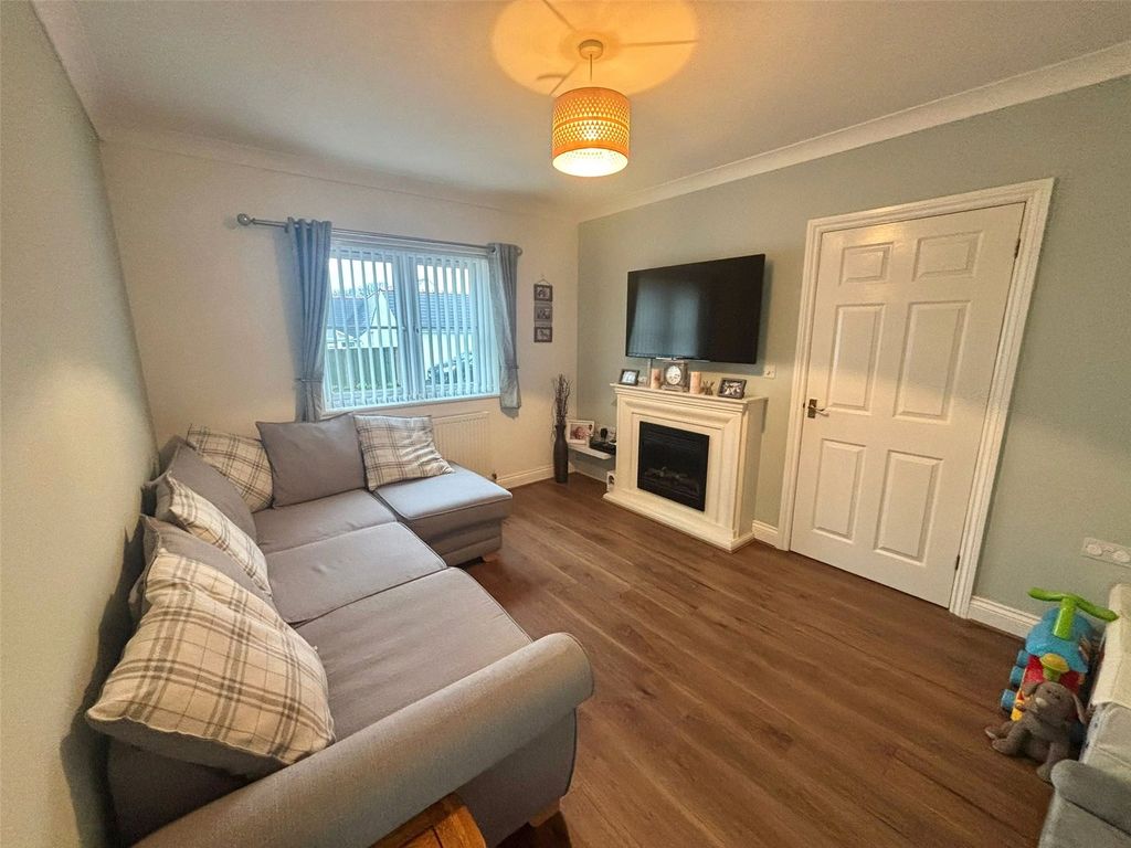 Property photo 3 of 18 Picture No. 20